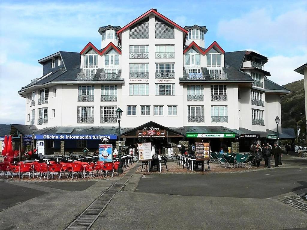 Ski Plaza Sierra Nevada & Zona Baja Екстер'єр фото